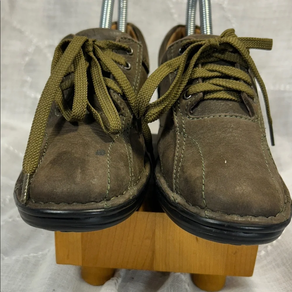 Leather lace up slight platform shoes